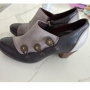 Spring Step LArtiste Womens Black Grey Leather Button Shootie Ankle Boots Heel